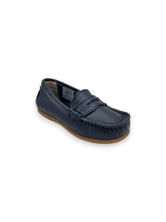 Mocassim com Travessão e costura à cor