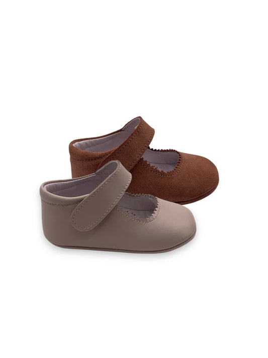 Sapato de Velcro sem Sola