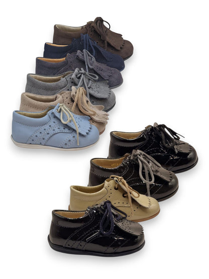 Sapato de atacadores