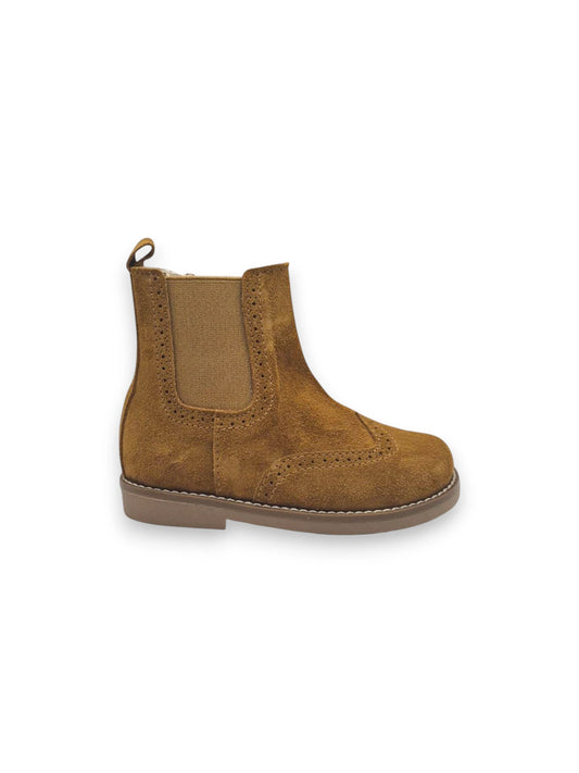 Bota de Elásticos e Fecho Vazada